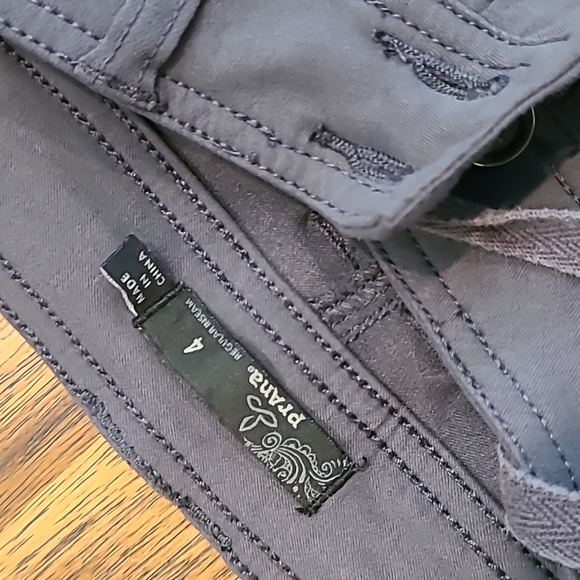 Prana women's size 4 pants/capri grey pants. - Picture 2 of 8